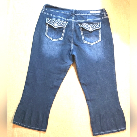 Rhythm in Blues Women's Denim Capri Jeans Size 14 - Picture 2 of 9